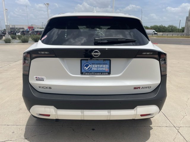 Certified 2025 Nissan Kicks SR image 5