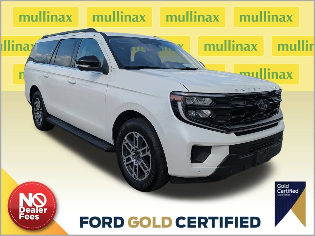 Used 2025 Ford Expedition Max Active RWD image 1