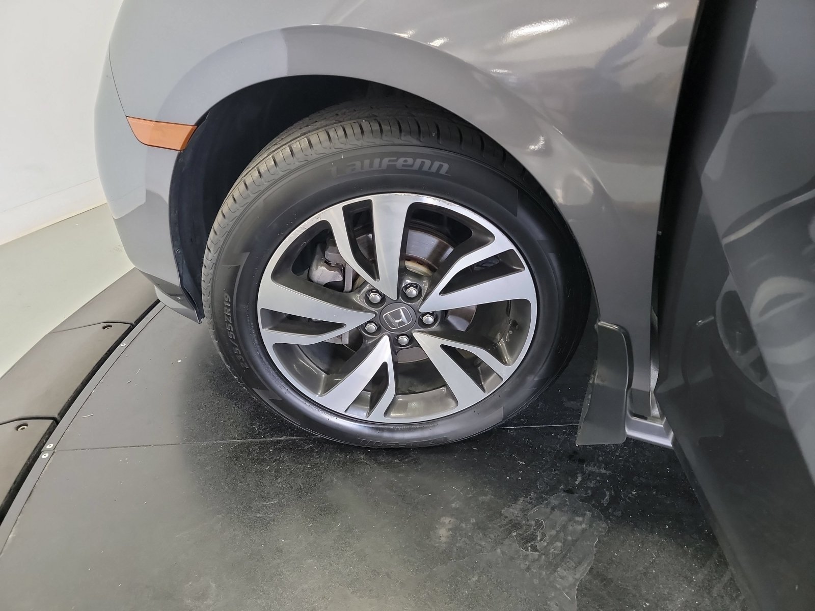 Certified 2023 Honda Odyssey Touring image 30