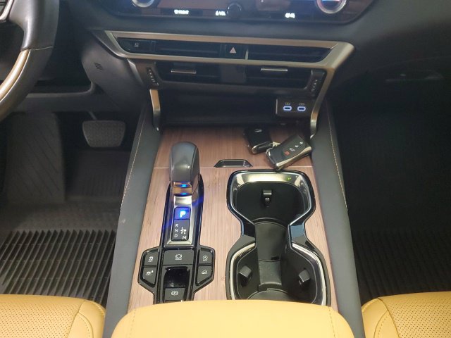 Used 2024 Lexus RX 350 Premium w/ Convenience Package AWD/4WD image 22