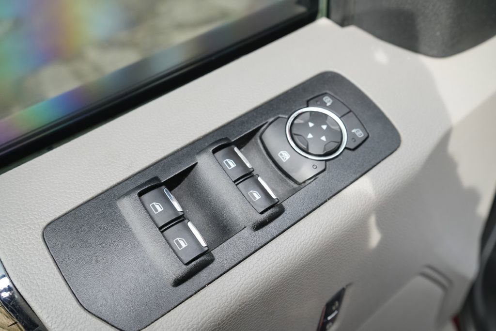 Used 2018 Ford F150 XLT w/ Equipment Group 302A Luxury image 23