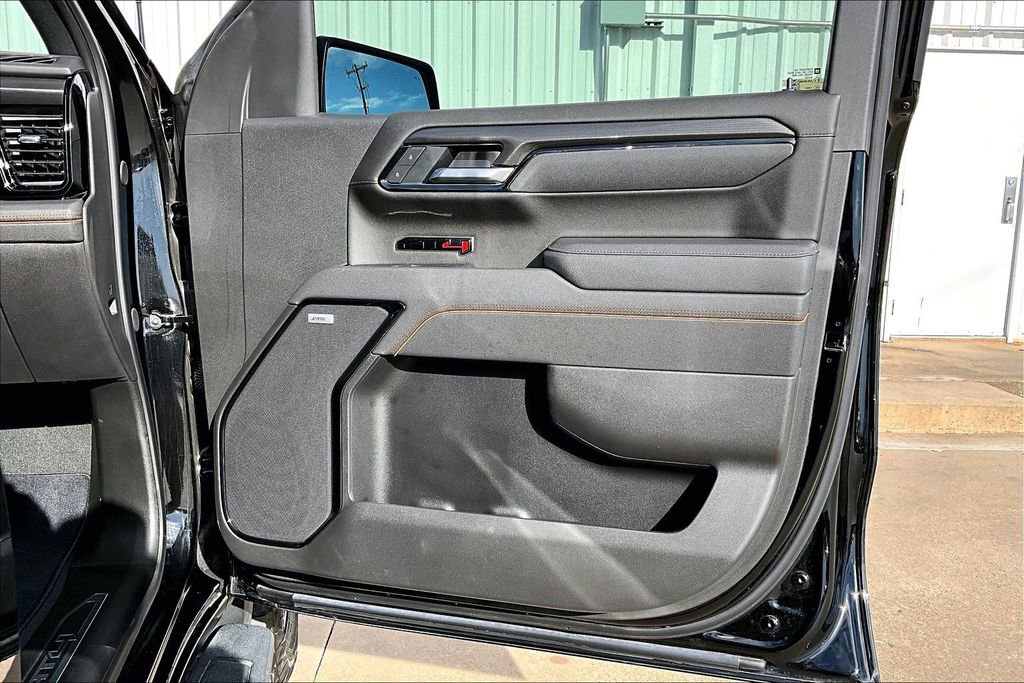 Used 2025 GMC Sierra 1500 AT4 w/ AT4 Premium Package image 23