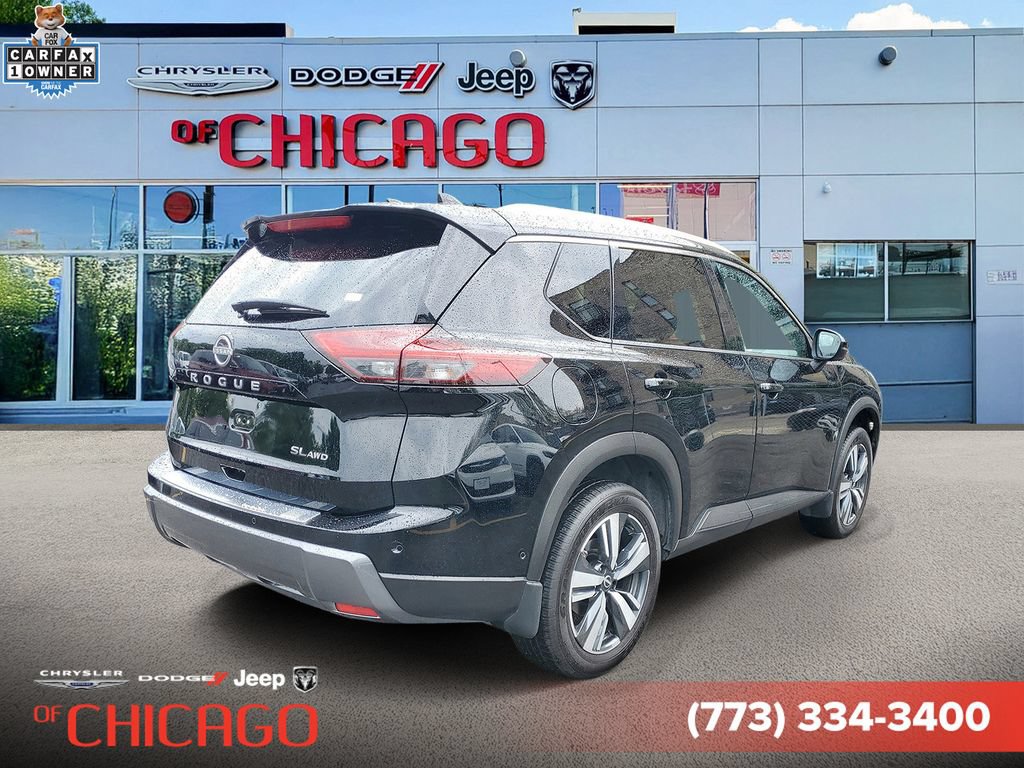 Used 2025 Nissan Rogue SL w/ Tech Package AWD/4WD image 4