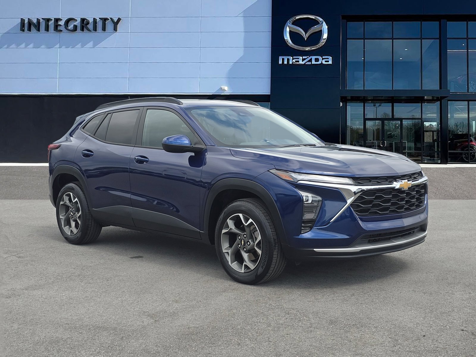 Used 2024 Chevrolet Trax LT w/ Sunroof Package