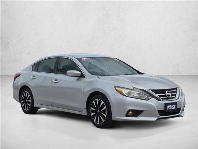 Used 2018 Nissan Altima 2.5 SV FWD image 3