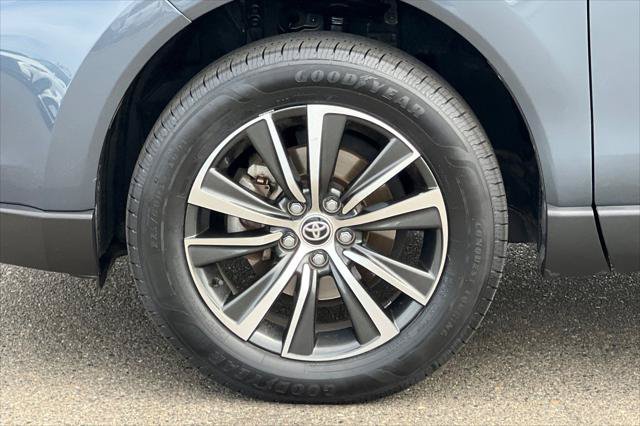 Certified 2024 Toyota Venza LE AWD/4WD image 31