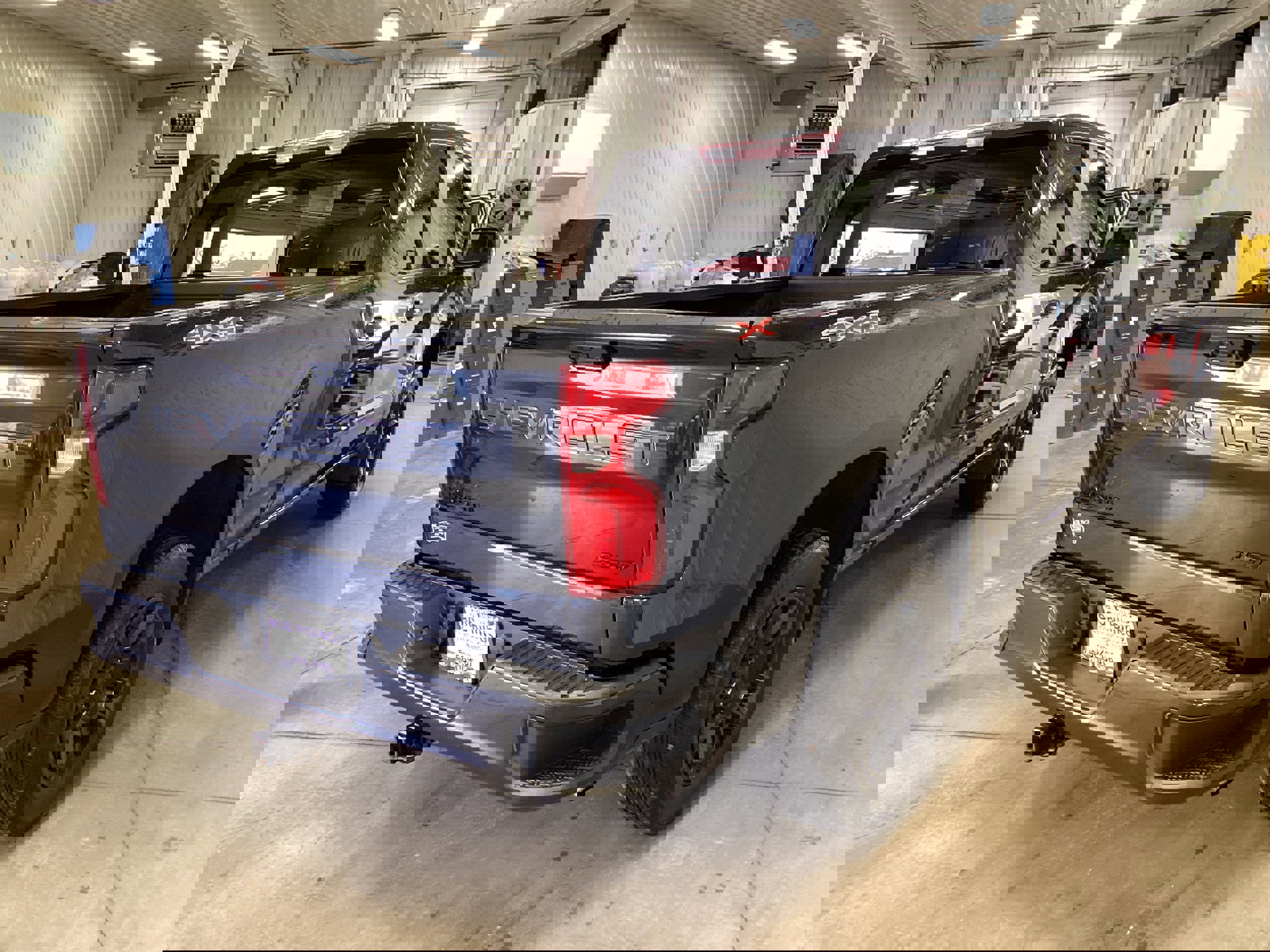 Used 2023 Chevrolet Silverado 1500 RST w/ Protection Package image 6