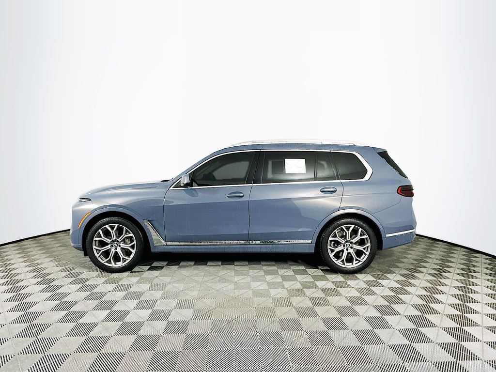 Used 2024 BMW X7 xDrive40i w/ Executive Package image 5