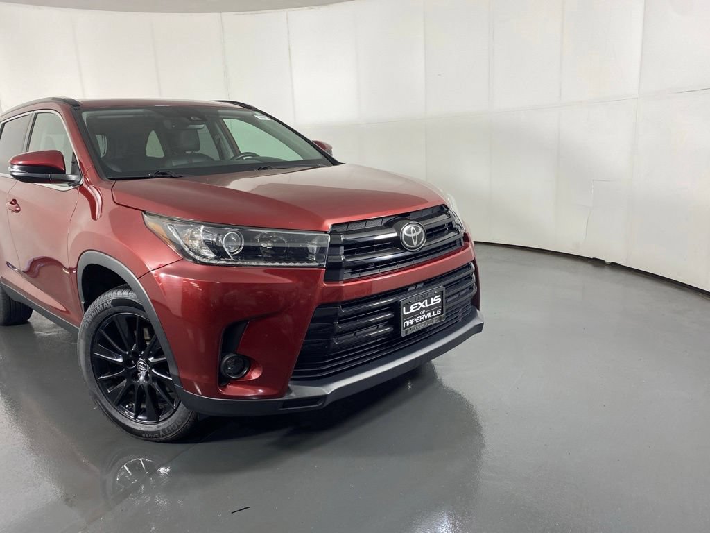 Used 2019 Toyota Highlander SE AWD/4WD image 2