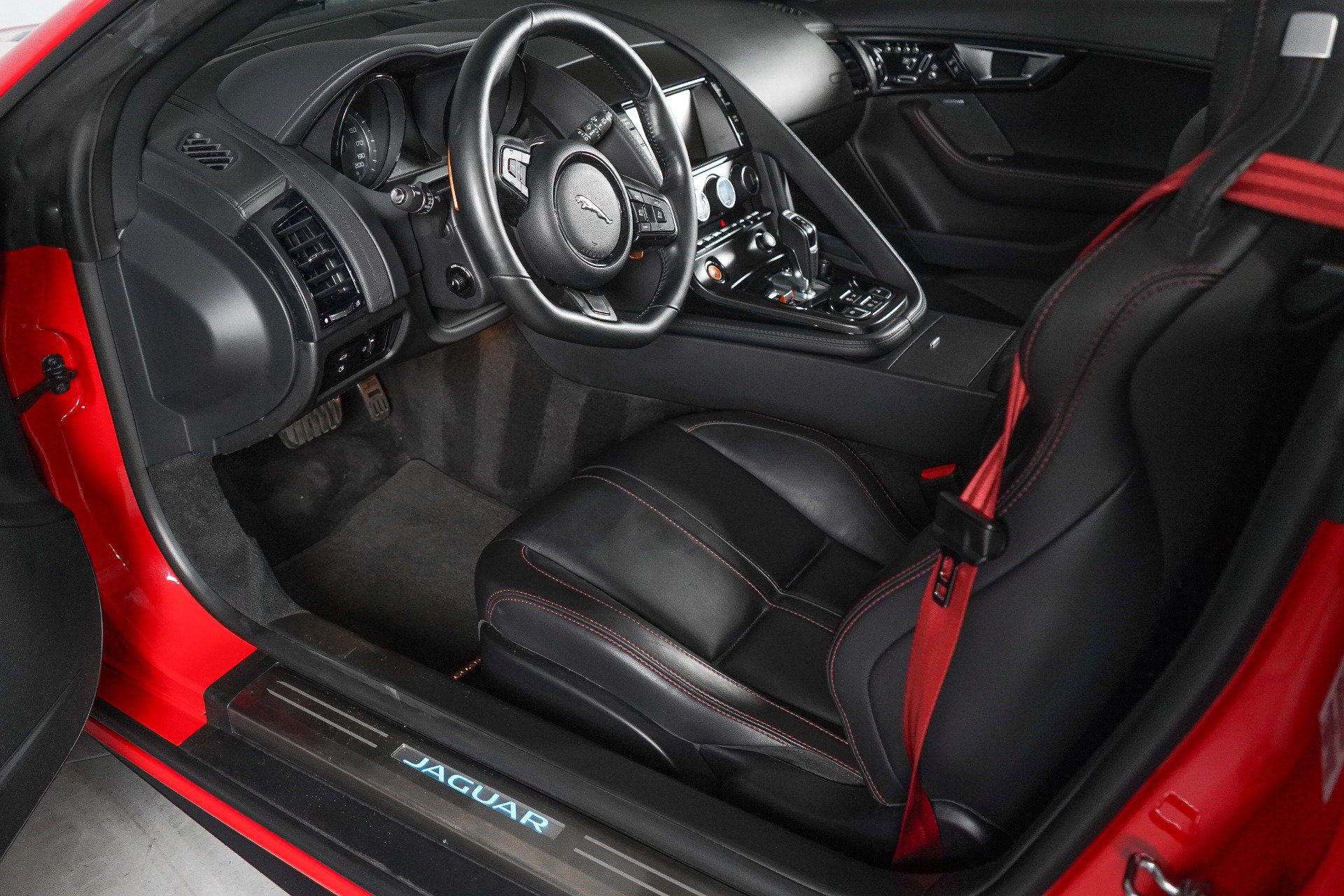 Used 2014 Jaguar F-TYPE S RWD image 50