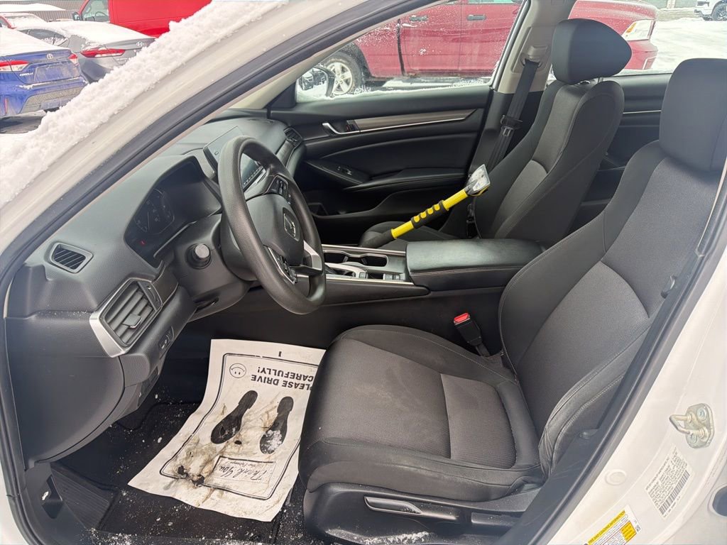Used 2018 Honda Accord LX image 11