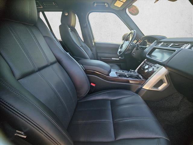 Used 2017 Land Rover Range Rover HSE AWD/4WD image 17