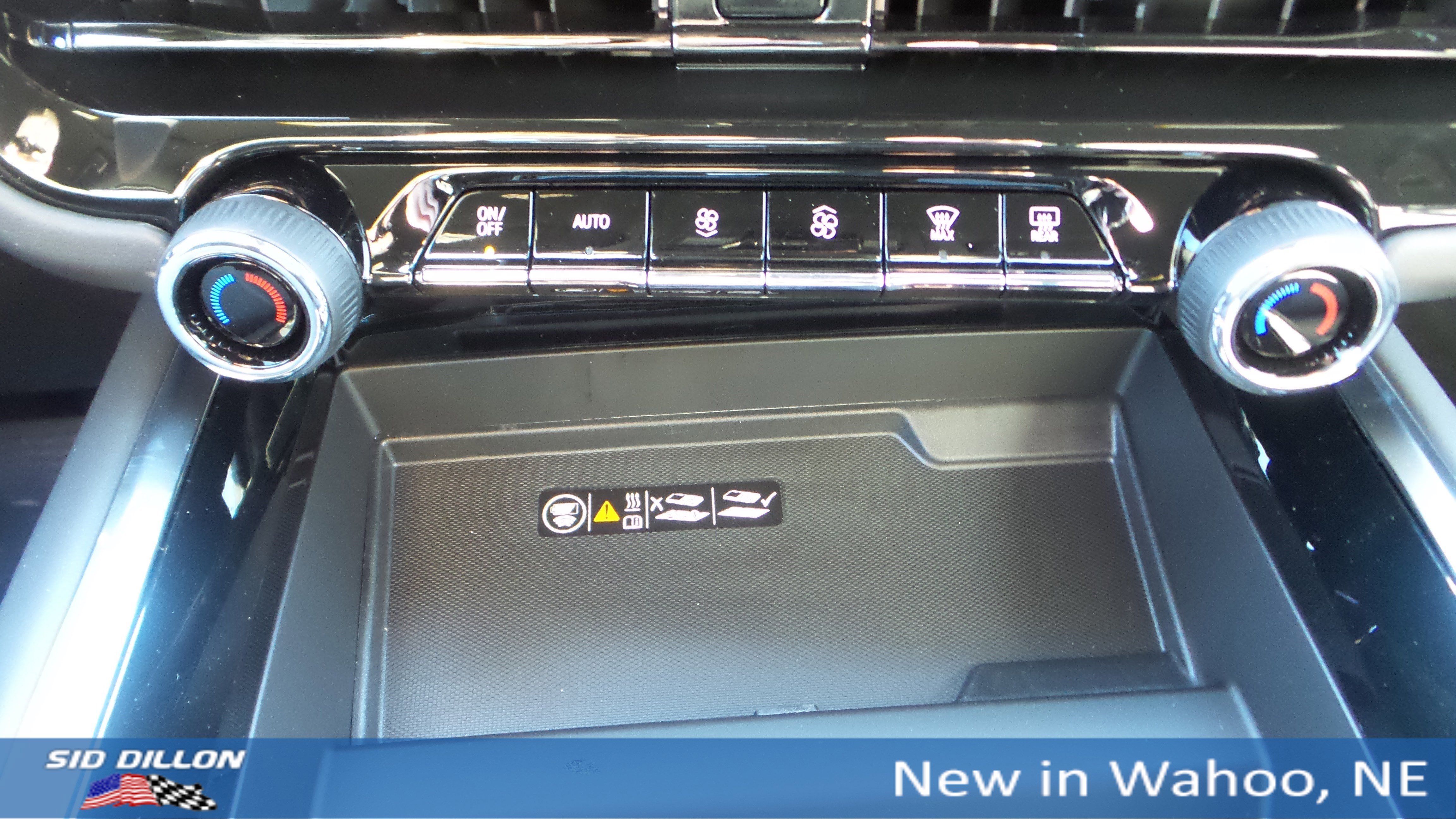 New 2026 Chevrolet Suburban LT w/ Comfort Package image 16