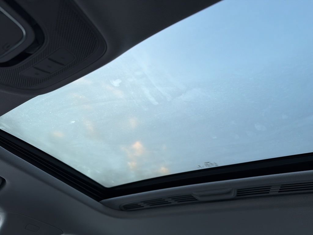 Used 2017 Audi A4 2.0T Premium Plus w/ Premium Plus Package image 25