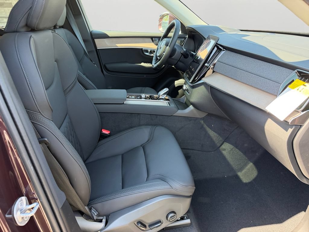 New 2026 Volvo XC90 B6 Plus w/ Protection Package Premier AWD/4WD image 5