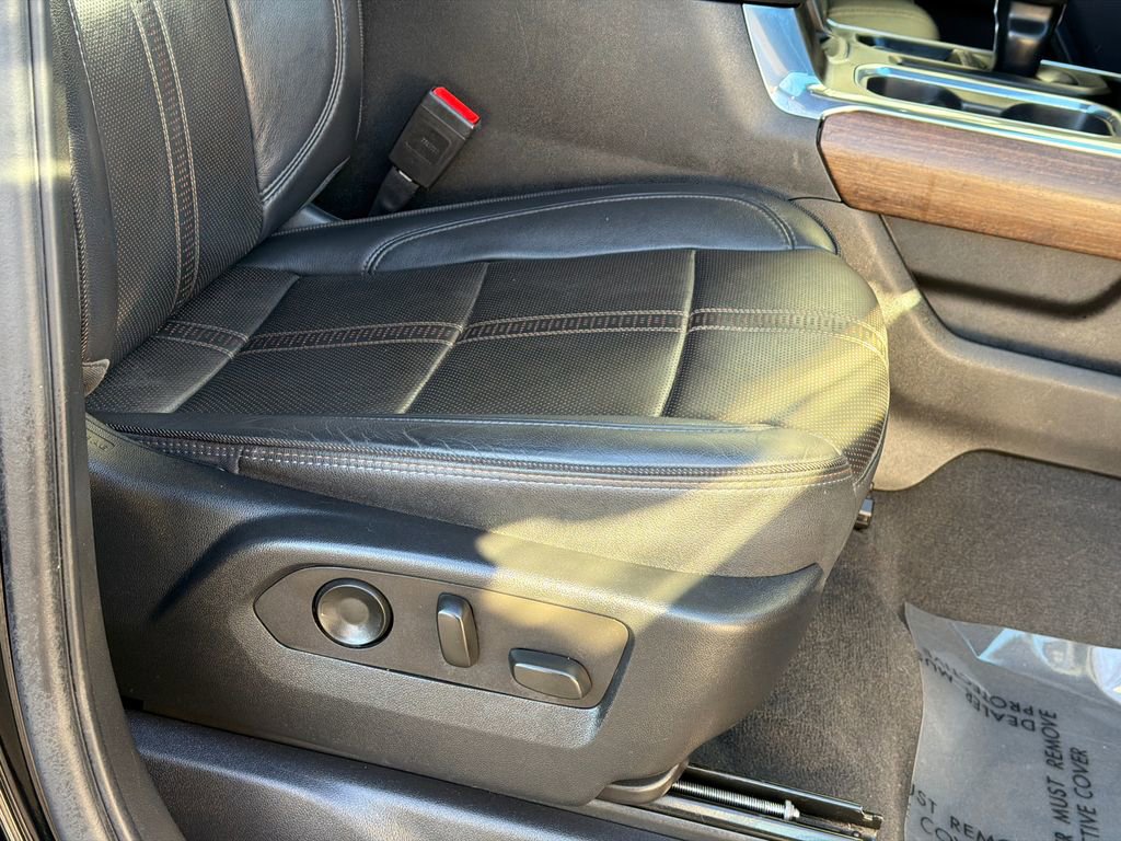 Used 2023 Chevrolet Silverado 1500 High Country image 13