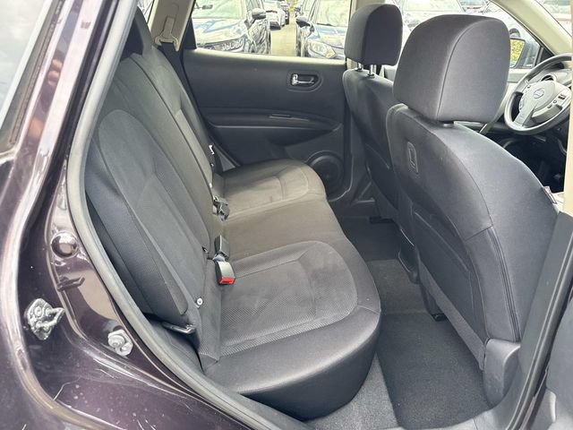 Used 2015 Nissan Rogue S w/ Convenience Package AWD/4WD image 11