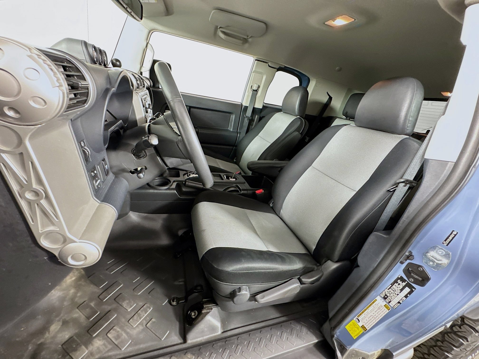Used 2014 Toyota FJ Cruiser 4WD w/ Trail Teams Ultimate Edition image 12