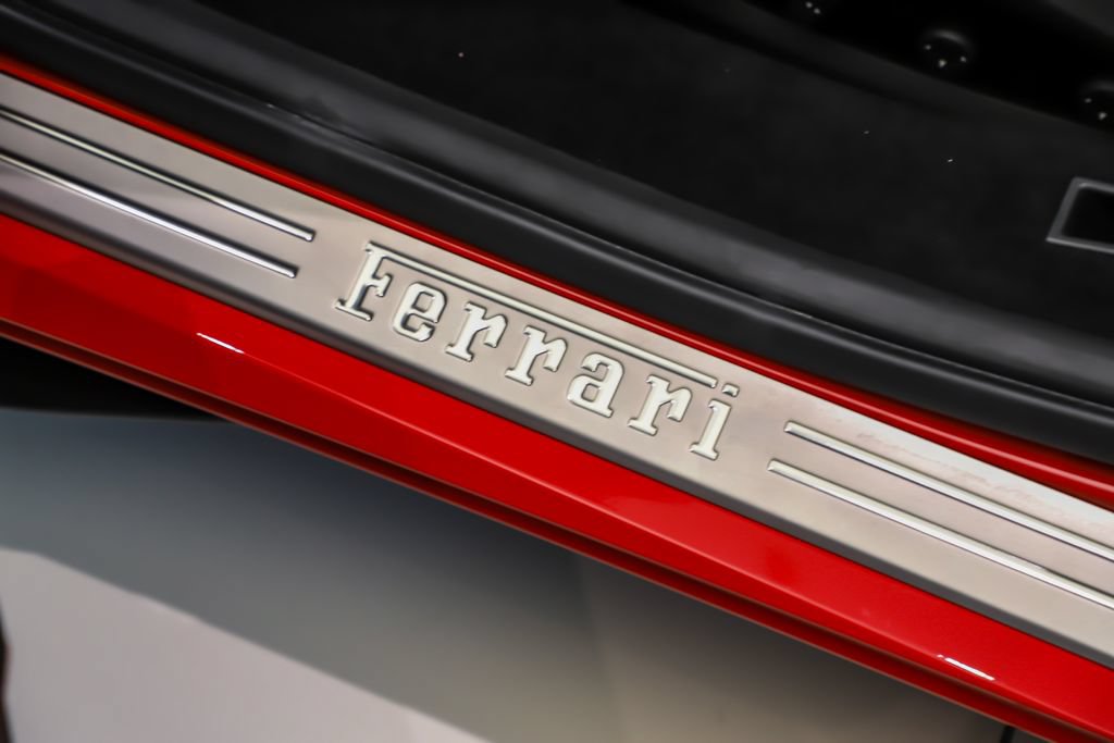 Certified 2022 Ferrari F8 Tributo RWD image 19
