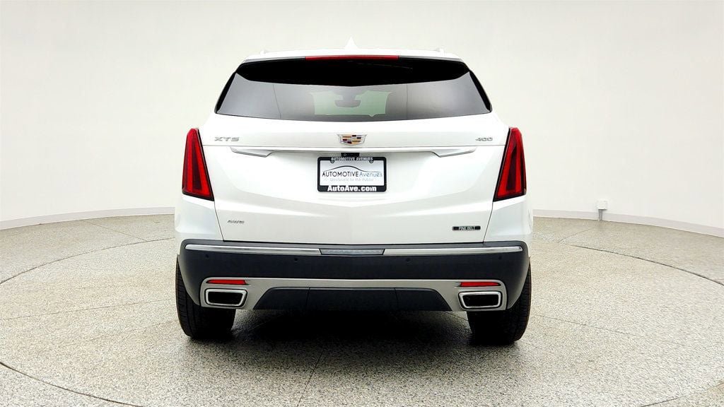 Used 2021 Cadillac XT5 Premium Luxury AWD/4WD image 6
