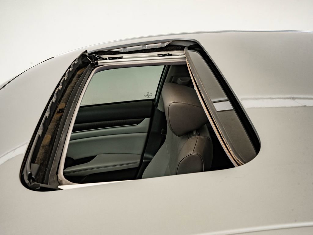Used 2018 Honda Accord EX-L image 14