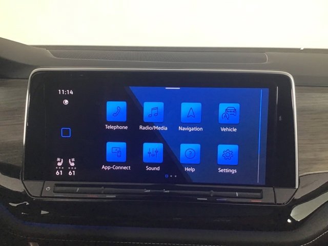 Used 2025 Volkswagen Atlas SEL Premium R-Line image 18