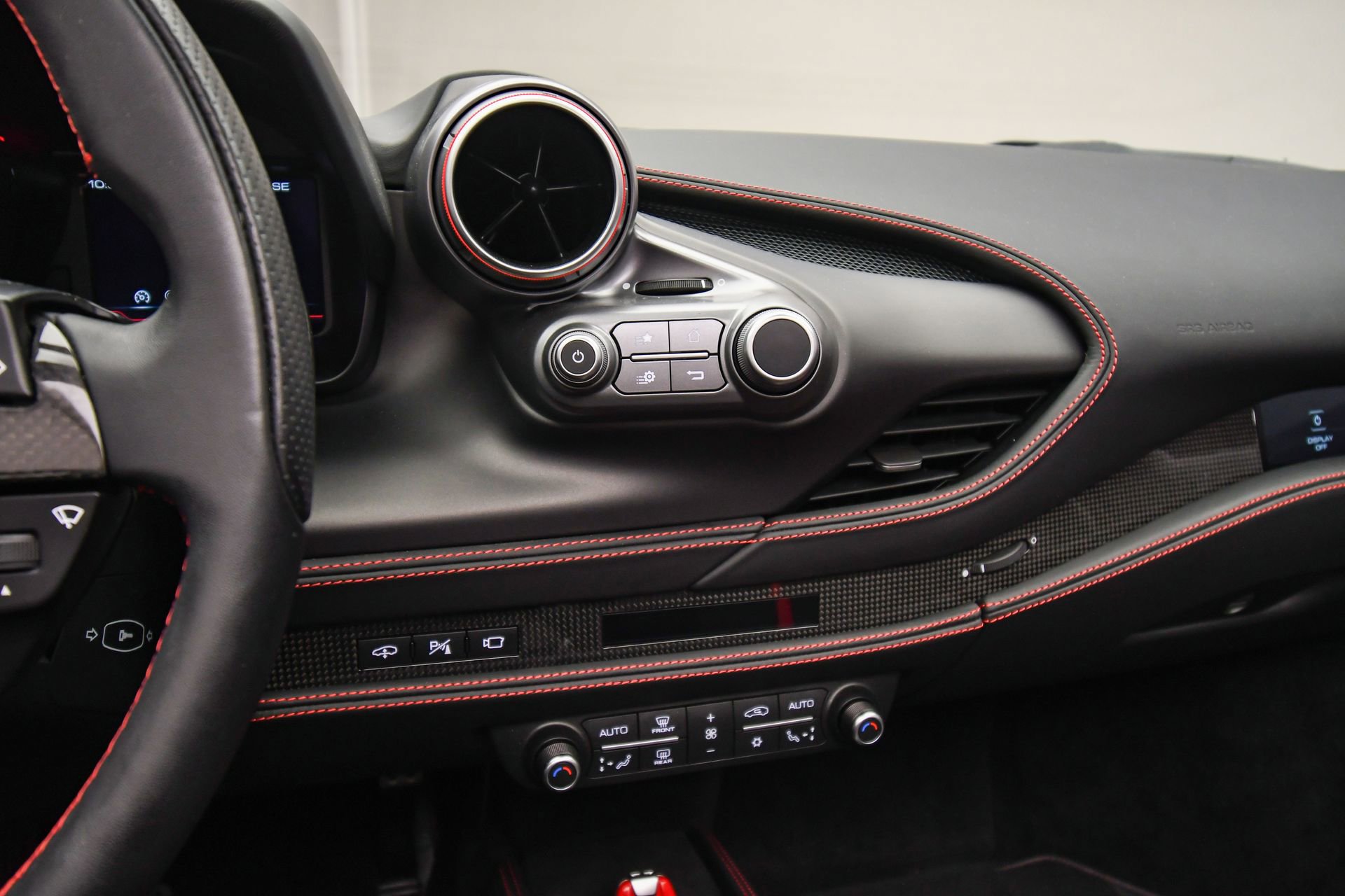 Used 2021 Ferrari F8 Tributo image 43