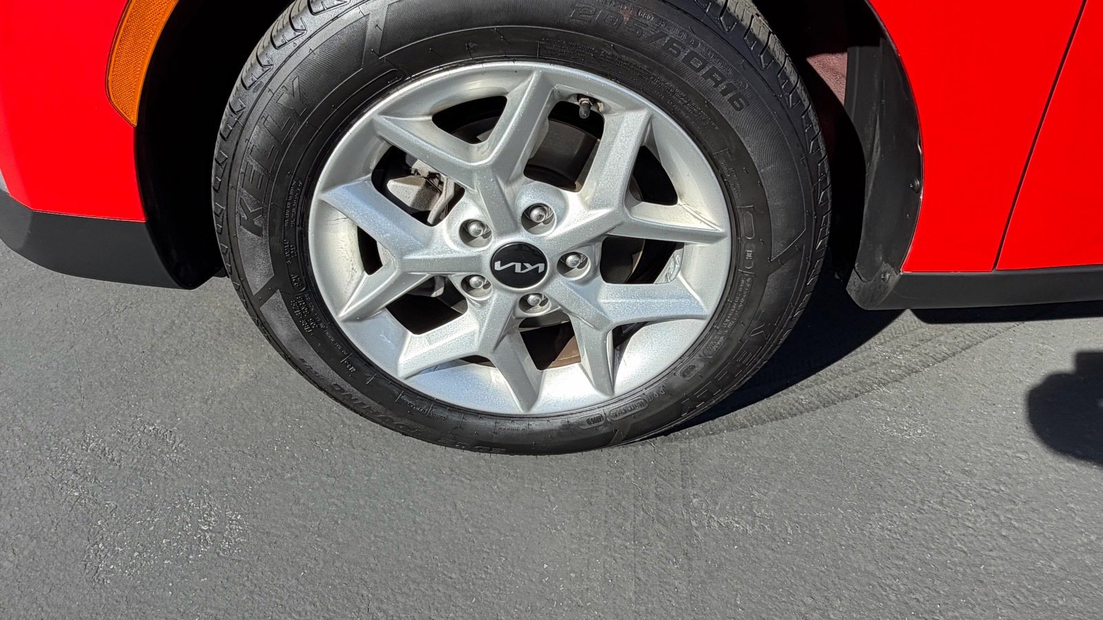 Used 2023 Kia Soul LX w/ LX Technology Package image 28