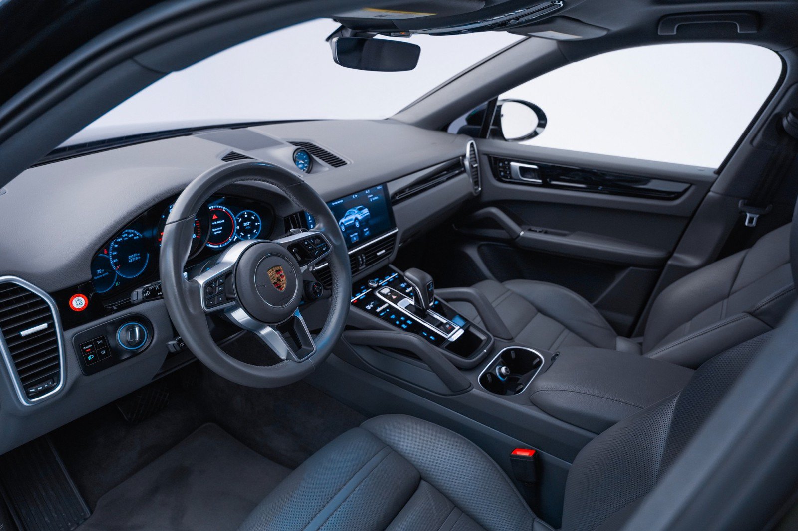 Certified 2020 Porsche Cayenne AWD/4WD image 4