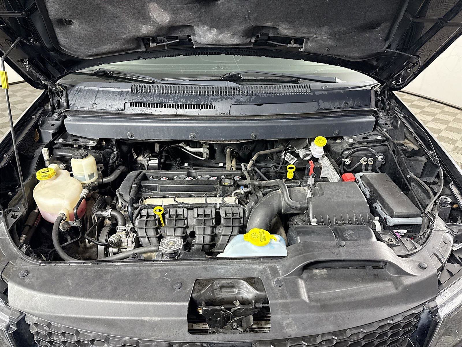 Used 2018 Dodge Journey SE w/ Blacktop Package FWD image 19