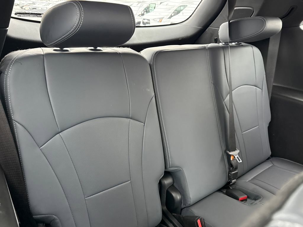 Used 2023 Buick Enclave Essence w/ Experience Buick Package image 10
