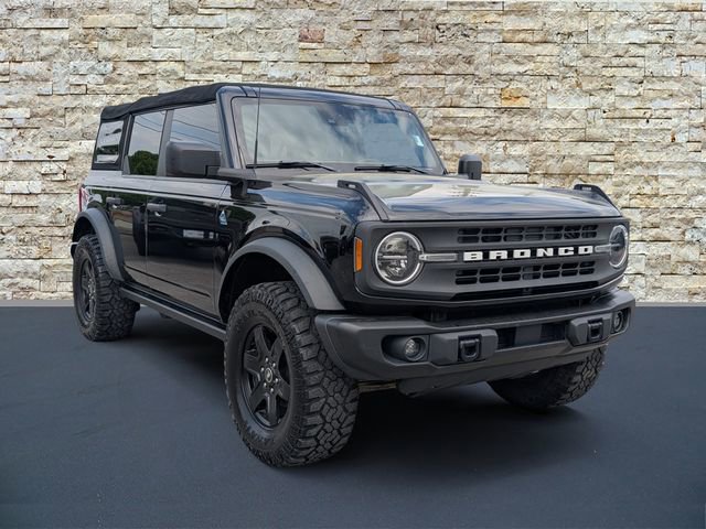 Used 2022 Ford Bronco Black Diamond video 1