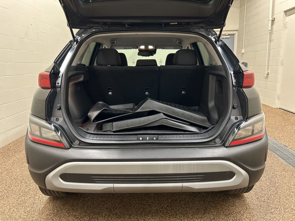 Used 2023 Hyundai Kona SEL AWD/4WD image 11