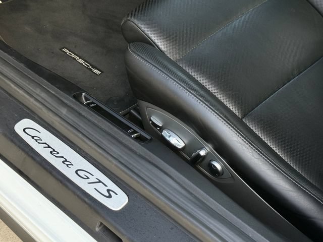 Used 2015 Porsche 911 Carrera GTS w/ Bose Audio Package RWD image 17