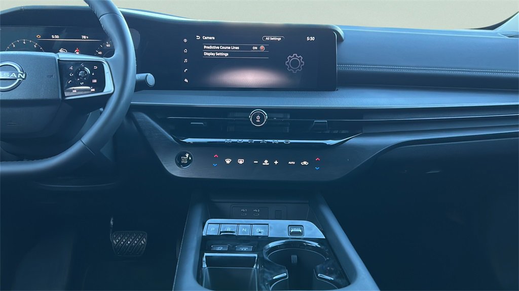 Used 2025 Nissan Murano SV image 13