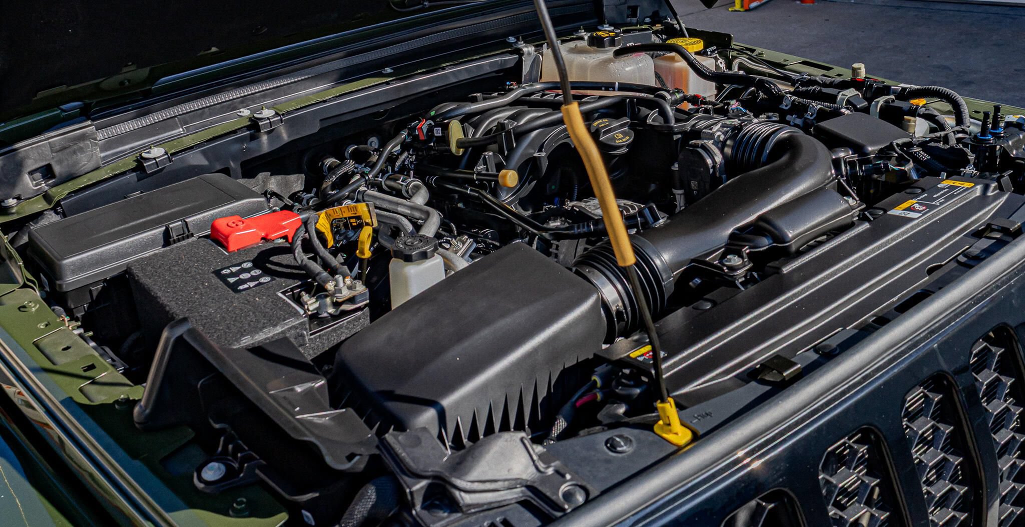 Used 2023 Jeep Gladiator Sport AWD/4WD image 49