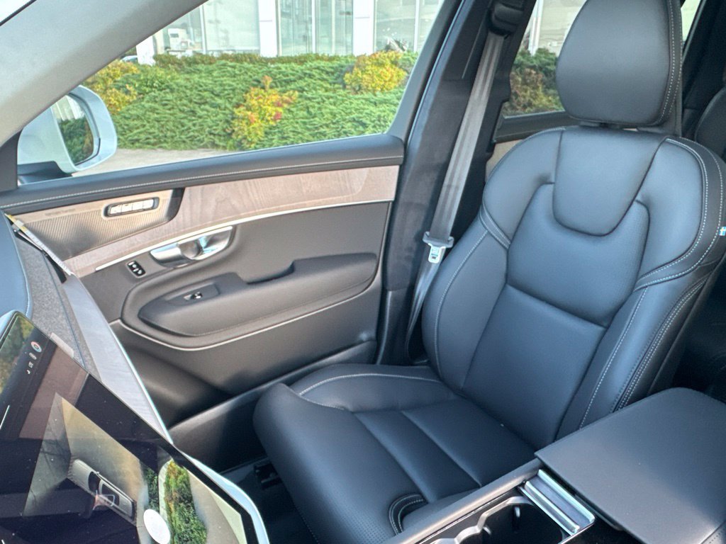 New 2027 Volvo XC90 T8 Ultra AWD/4WD image 37