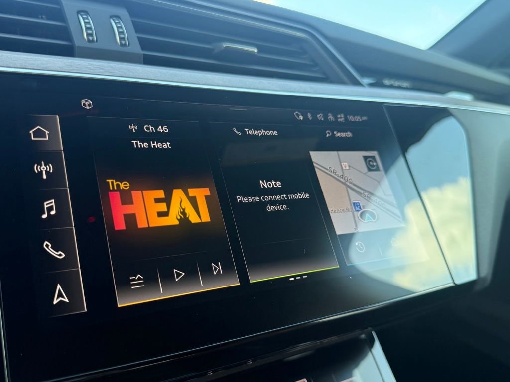 Used 2024 Audi Q8 e-tron Premium Plus w/ Premium Plus Package image 27