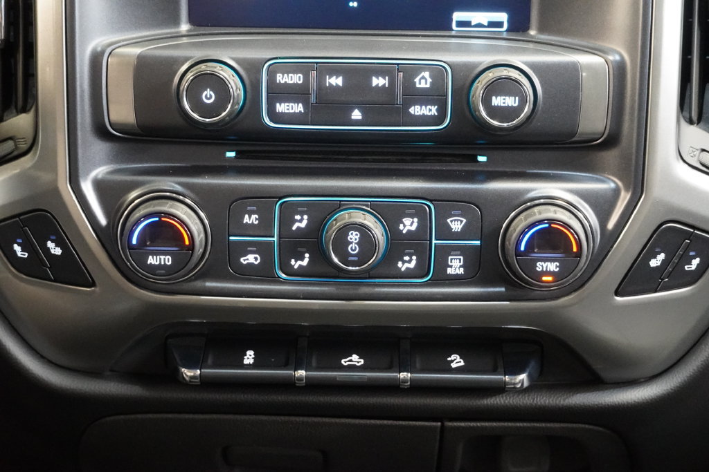 Used 2018 Chevrolet Silverado 1500 LT w/ All Star Edition AWD/4WD image 20