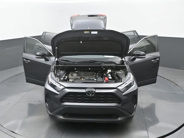 Used 2024 Toyota RAV4 XLE FWD image 35