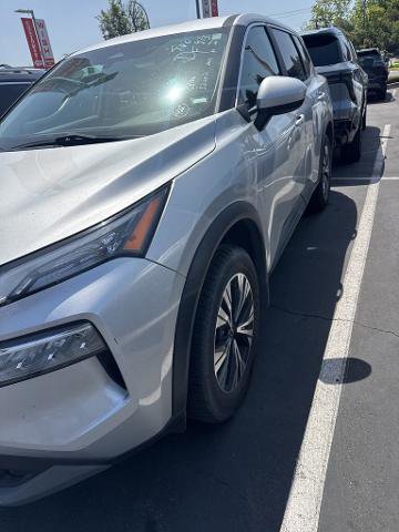 Certified 2023 Nissan Rogue SV FWD image 2