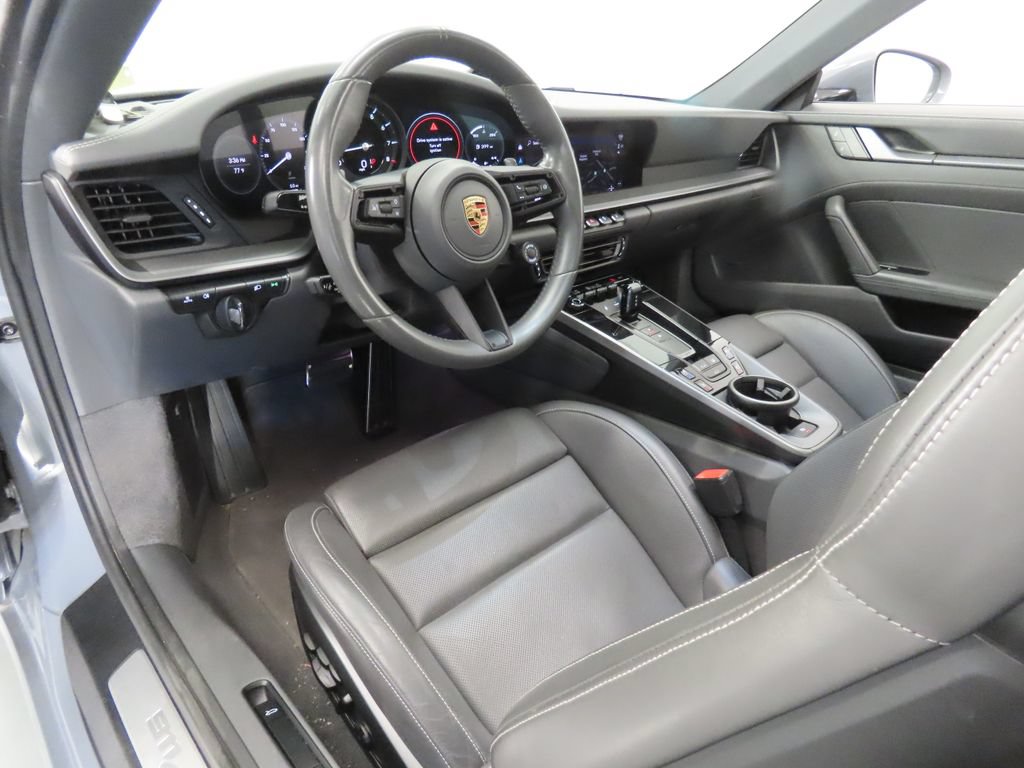 Certified 2023 Porsche 911 Carrera S RWD image 4