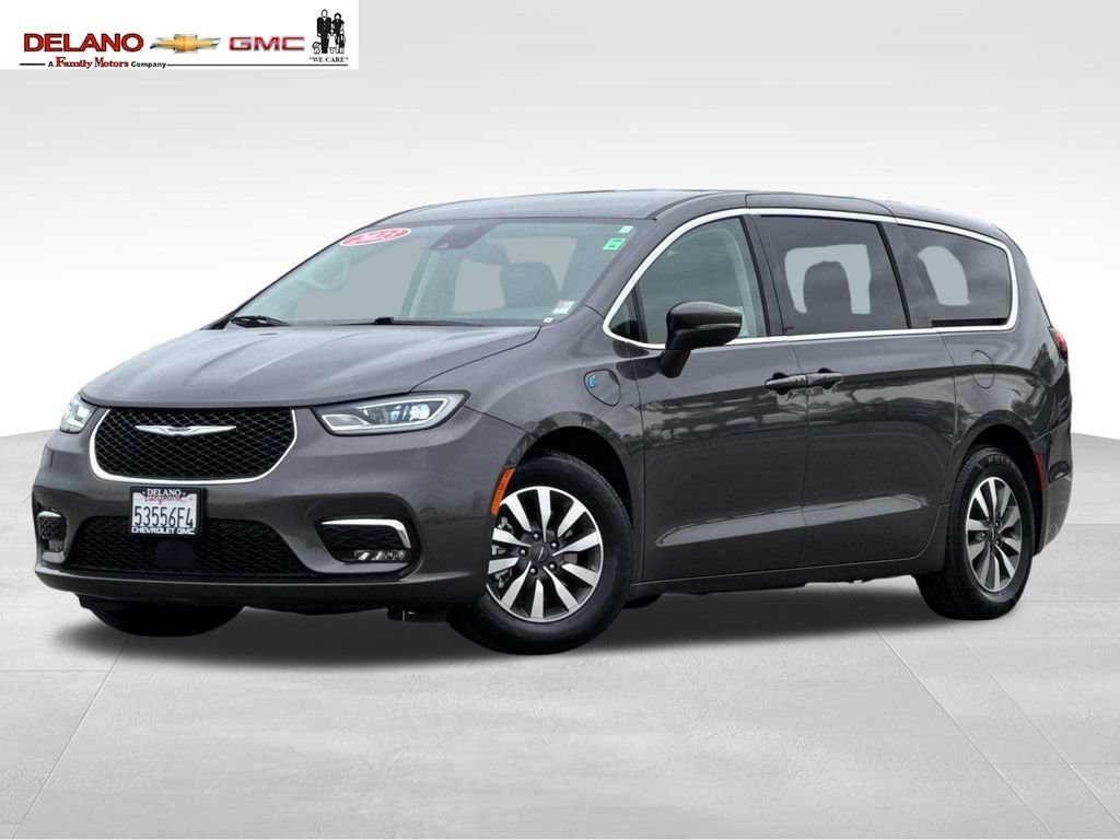 Used 2023 Chrysler Pacifica Touring-L