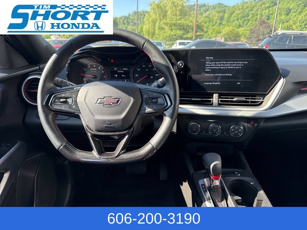 Used 2024 Chevrolet Trax RS w/ Driver Confidence Package FWD image 12
