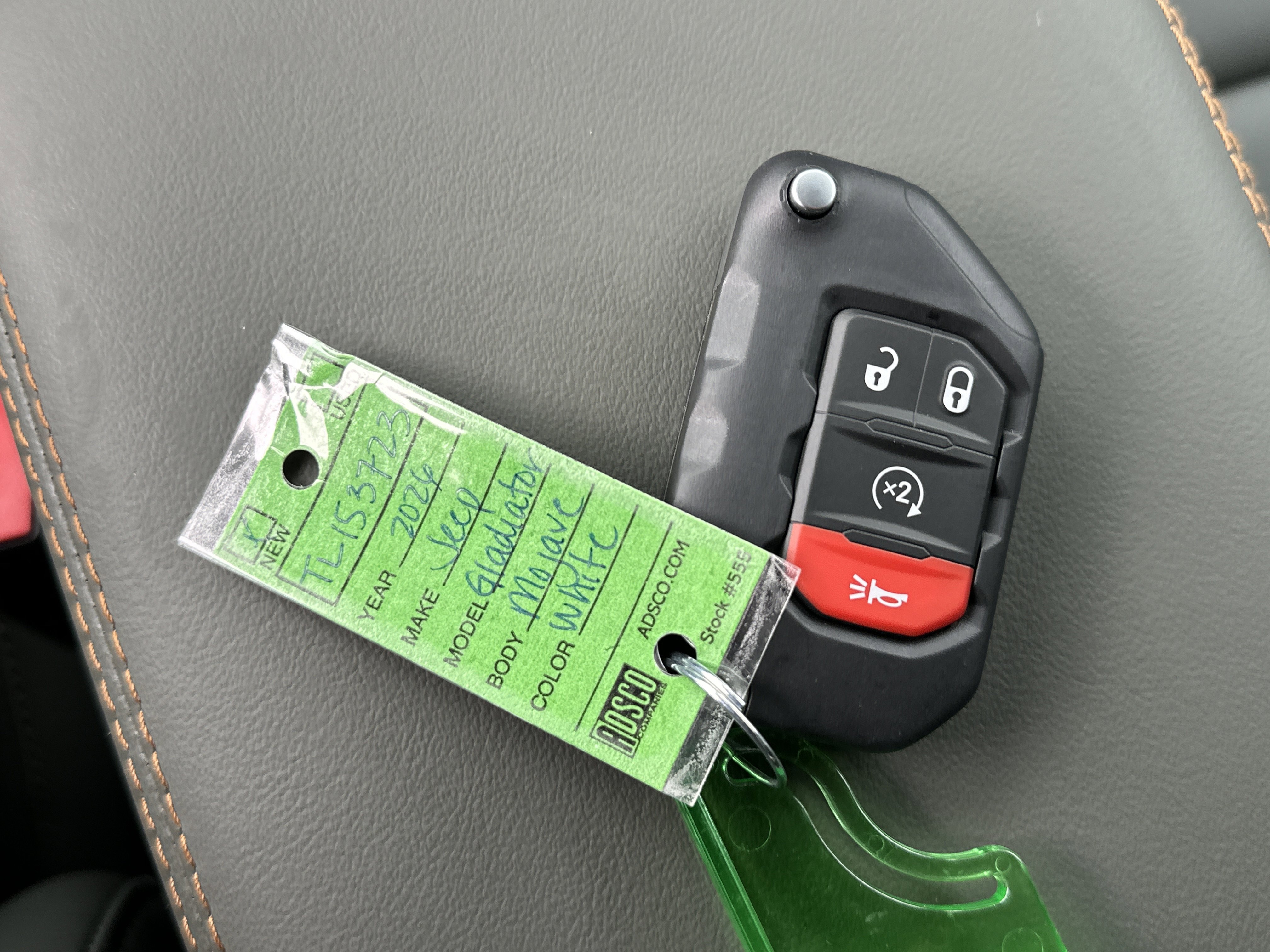 New 2026 Jeep Gladiator Mojave image 3