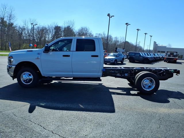 New 2026 RAM 3500 Tradesman w/ Chrome Appearance Group A image 4