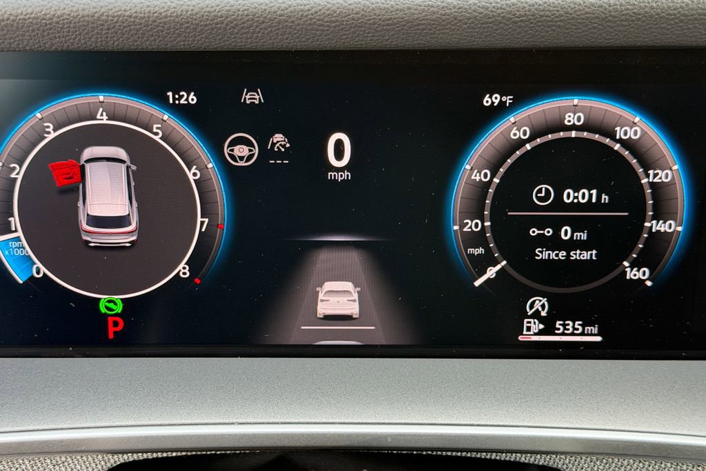 Used 2025 Volkswagen Tiguan S image 16