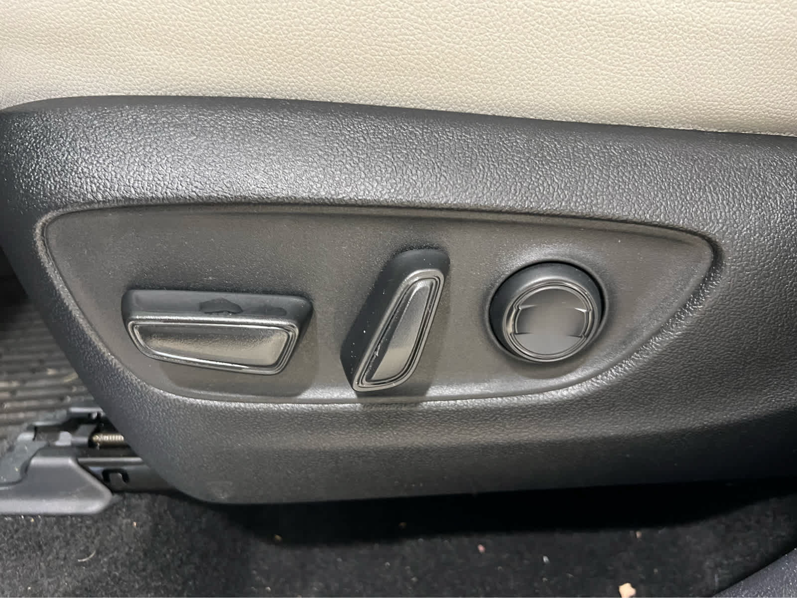 Used 2024 Toyota Grand Highlander AWD image 15