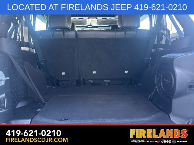 Used 2012 Jeep Wrangler Unlimited Rubicon image 9