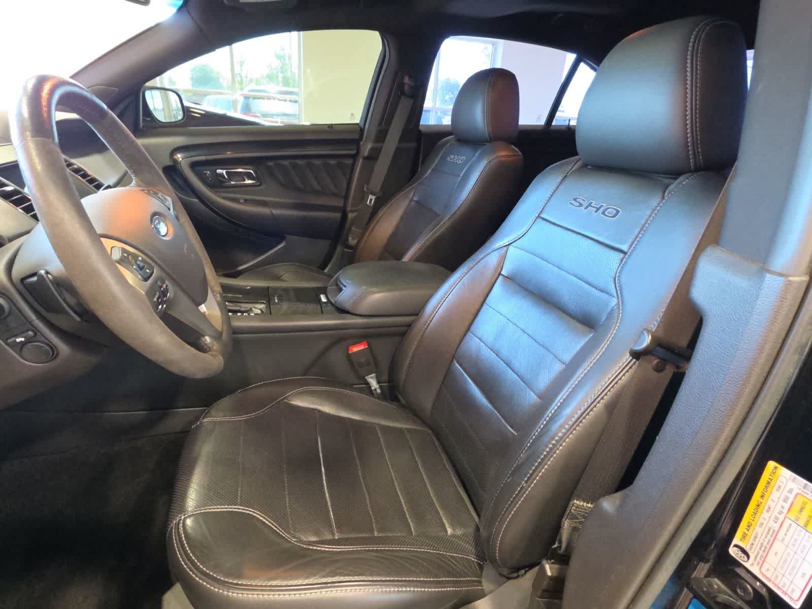 Used 2018 Ford Taurus SHO w/ Sho Performance Package AWD/4WD image 17
